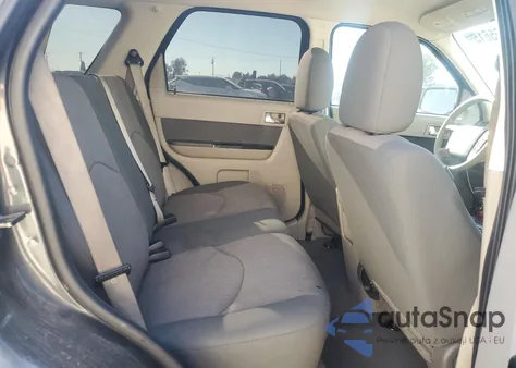 2009 Mazda Tribute Hybrid z USA, uszkodzony, nr VIN 4F2CZ49319KM07138